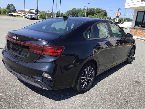 Used 2024 Kia Forte LXS FWD image 10