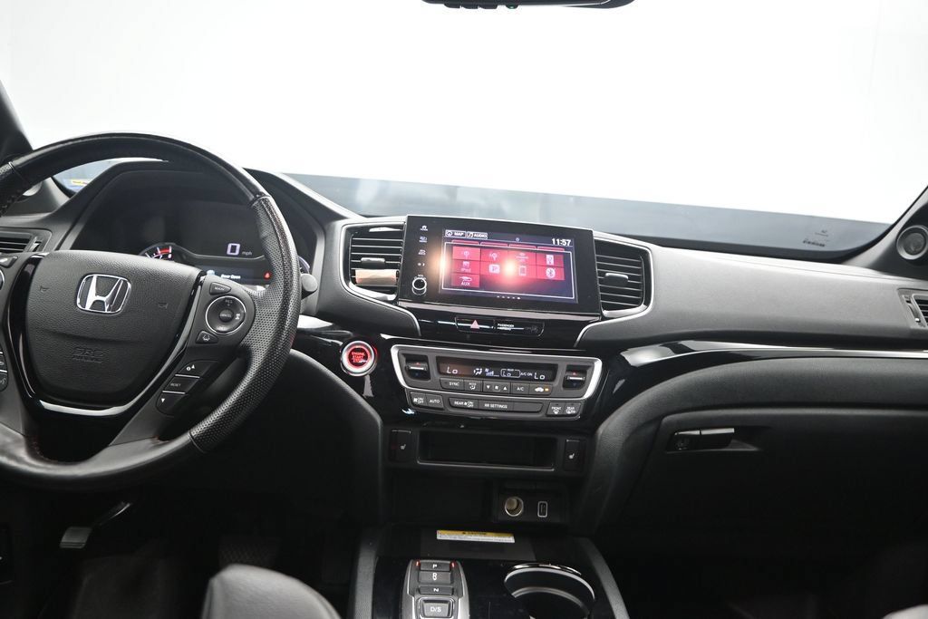 Used 2023 Honda Ridgeline Black Edition image 19