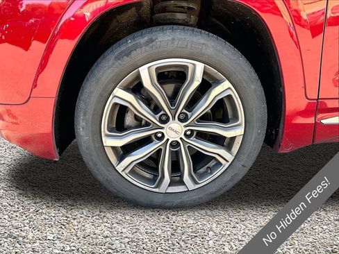 Used 2019 GMC Terrain Denali w/ Driver Alert Package II AWD/4WD image 8