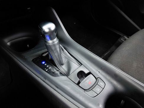 Used 2019 Toyota C-HR LE FWD image 22