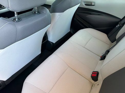 Certified 2022 Toyota Corolla LE FWD image 15