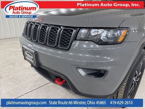 Used 2021 Jeep Grand Cherokee Trailhawk w/ Trailhawk Luxury Group AWD/4WD image 51