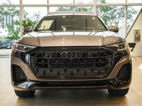 New 2025 Audi Q8 Premium Plus image 3
