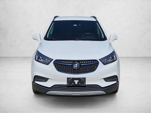 Used 2020 Buick Encore Preferred image 2