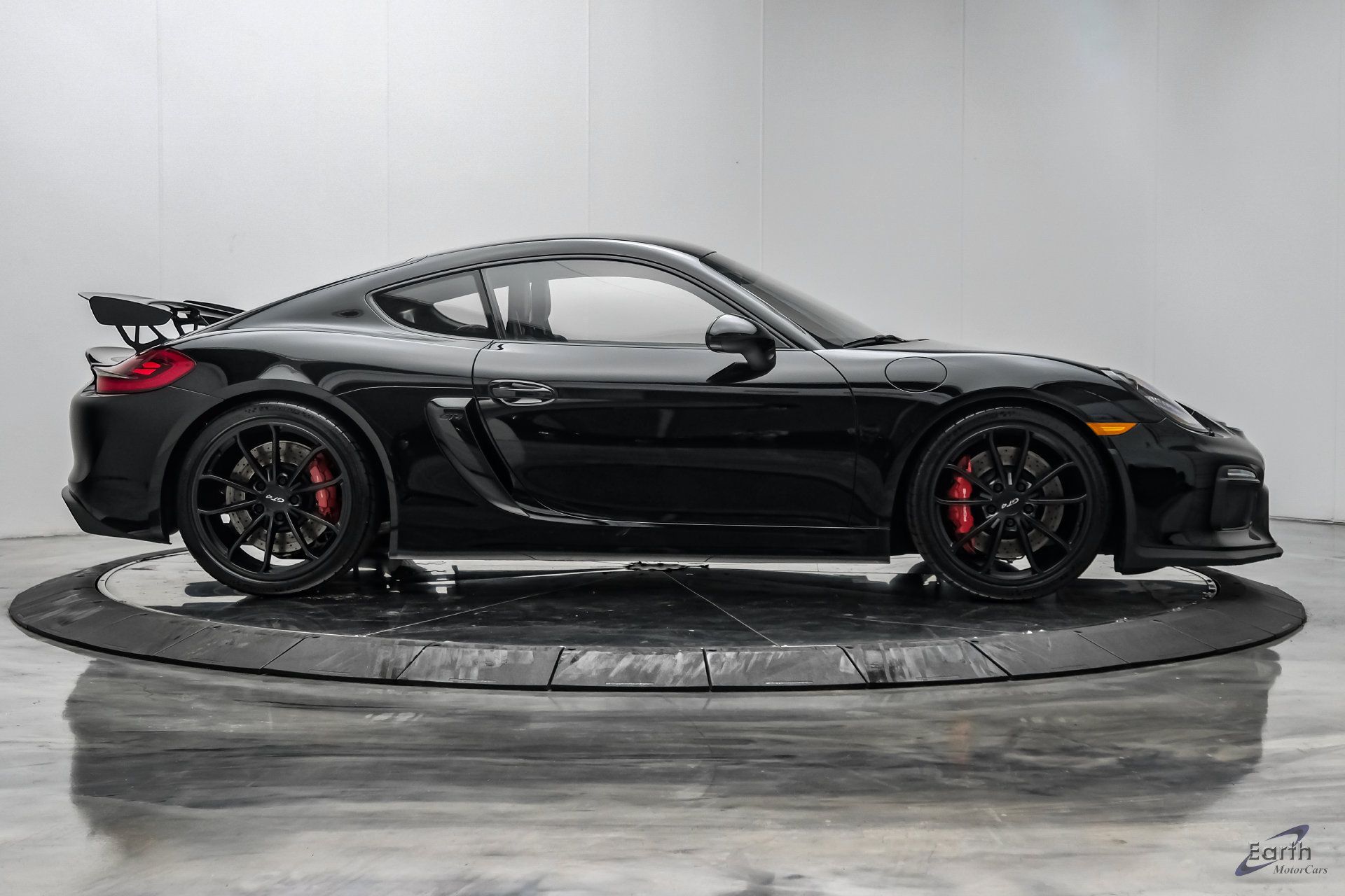 Used 2016 Porsche Cayman GT4 RWD image 23