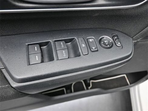 Used 2019 Honda CR-V EX image 13