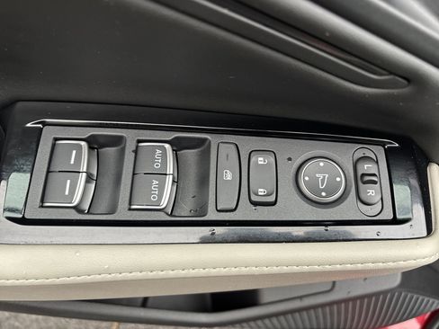 Used 2023 Honda Accord Touring image 17