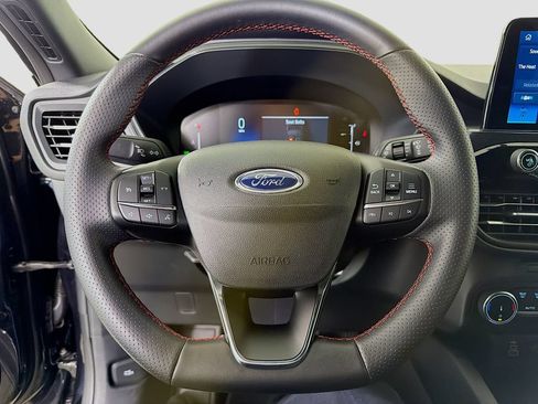 Certified 2025 Ford Escape ST-Line AWD/4WD image 15