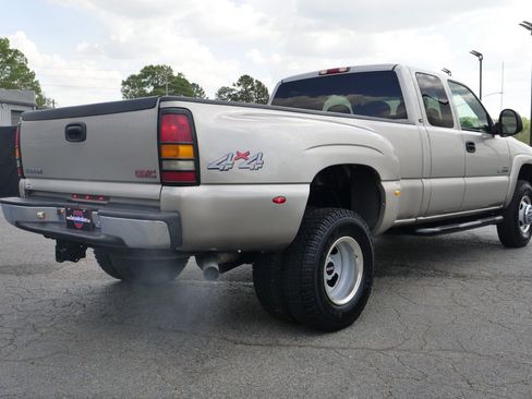 Used 2001 GMC Sierra 3500 4x4 Extended Cab image 14