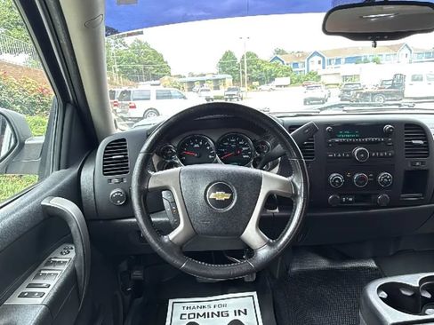 Used 2014 Chevrolet Silverado 2500 LT AWD/4WD image 22