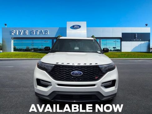 Used 2024 Ford Explorer ST w/ Equipment Group 401A AWD/4WD image 2