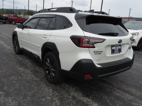 Used 2025 Subaru Outback Onyx Edition XT image 5