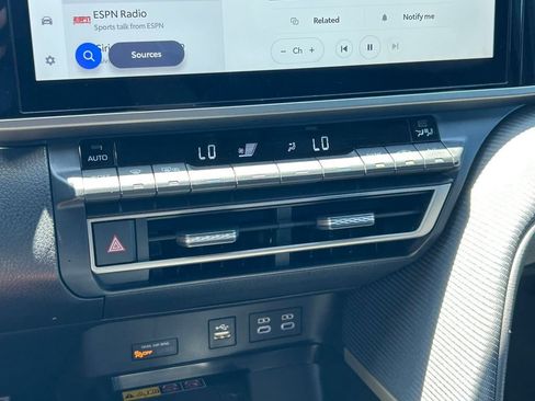 Used 2026 Toyota Camry SE w/ Multimedia Upgrade Package FWD image 31