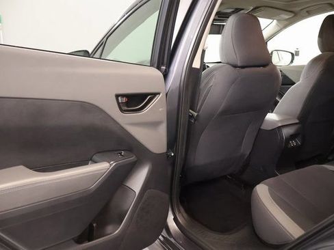 Certified 2025 Subaru Crosstrek 2.5i Premium AWD/4WD image 31