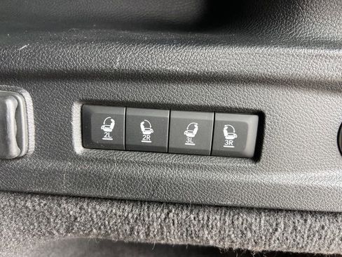 Certified 2021 Jeep Grand Cherokee L Overland w/ Luxury Tech Group IV AWD/4WD image 33