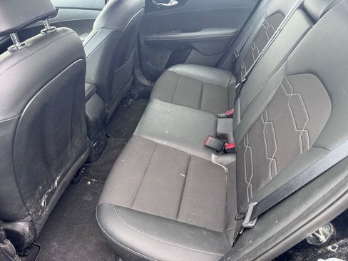 Used 2023 Kia Forte GT-Line image 9