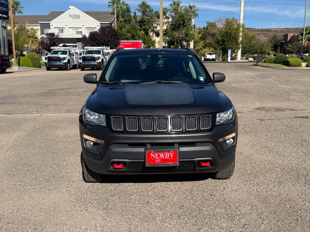 Used 2019 Jeep Compass Trailhawk w/ Leather Interior Group AWD/4WD image 2
