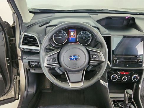 Used 2021 Subaru Forester Touring image 27