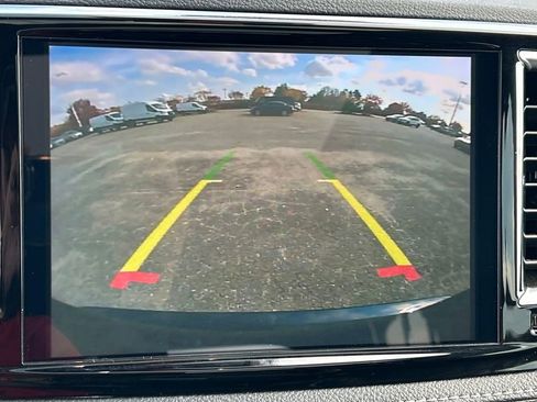 Used 2025 Chrysler Pacifica Limited image 20