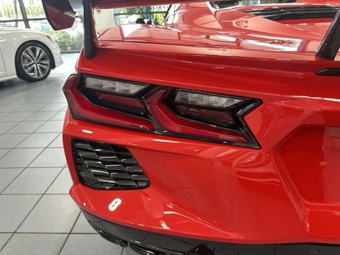 Used 2026 Chevrolet Corvette Stingray Preferred Conv w/ 2LT RWD image 21