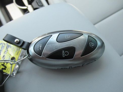 Used 2026 Hyundai Kona Limited AWD/4WD image 34