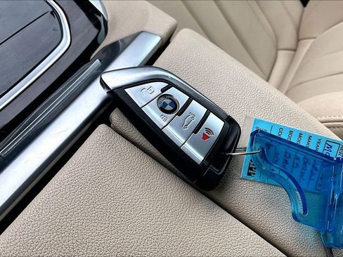 Used 2021 BMW X5 sDrive40i w/ Premium Package 2 image 29