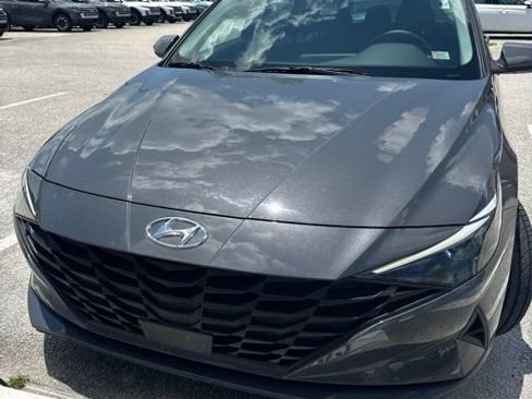 Certified 2023 Hyundai Elantra SEL w/ Convenience Package FWD image 1