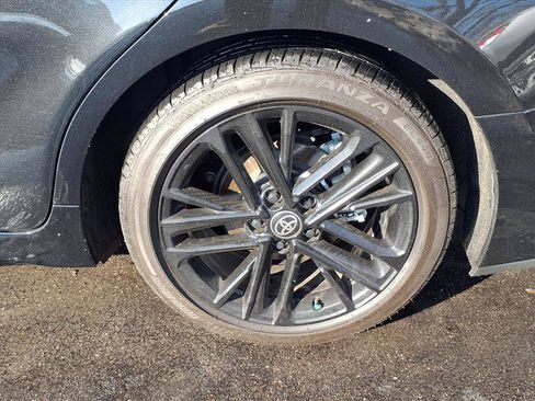 Certified 2025 Toyota Camry SE w/ Convenience Package image 18