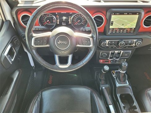 Certified 2018 Jeep Wrangler Unlimited Rubicon image 16