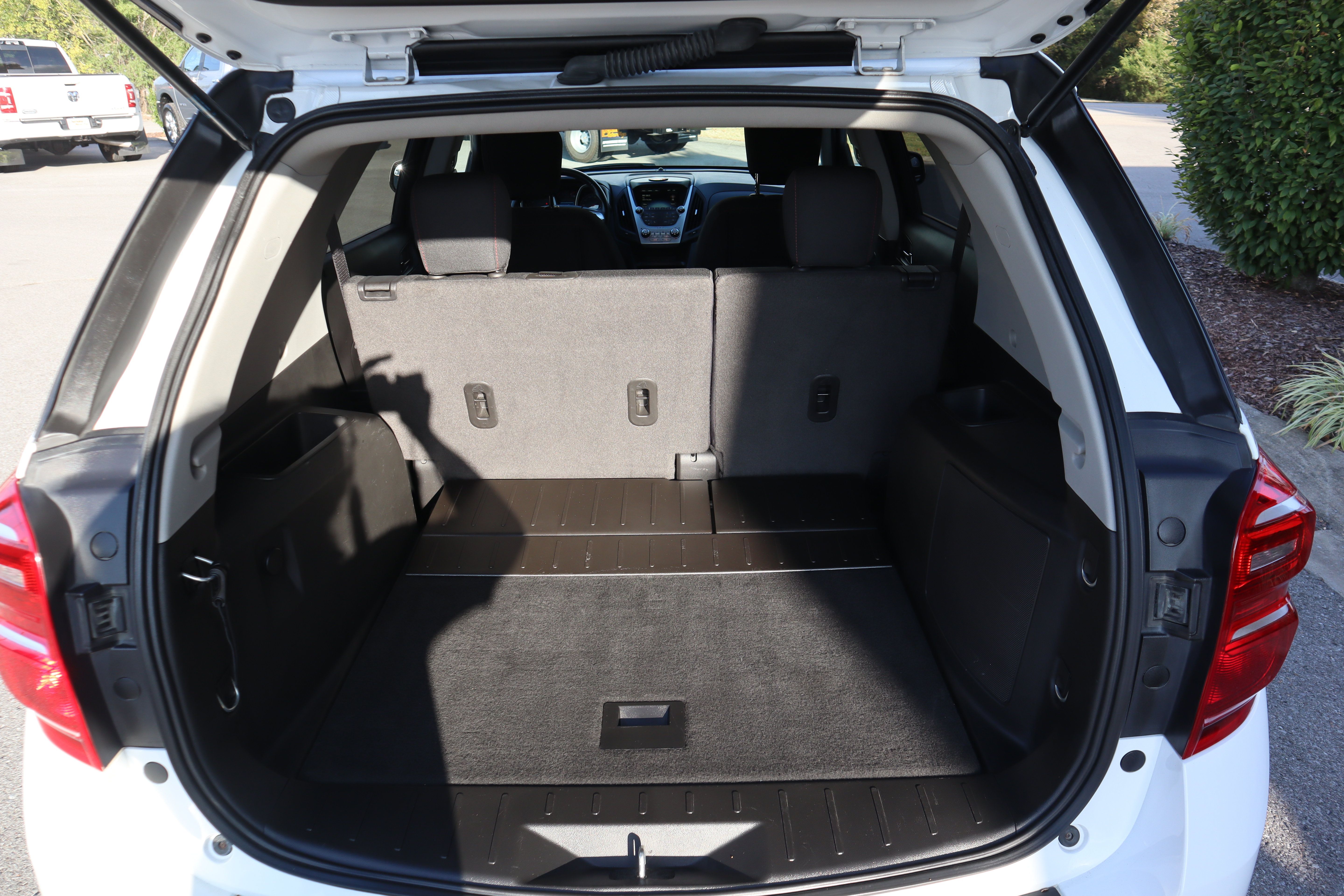 Used 2016 Chevrolet Equinox LT w/ Convenience Package FWD image 28