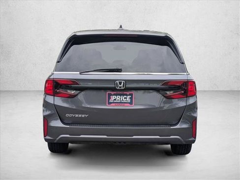 Certified 2026 Honda Odyssey EX-L image 7
