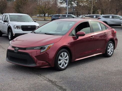 Used 2022 Toyota Corolla LE image 7