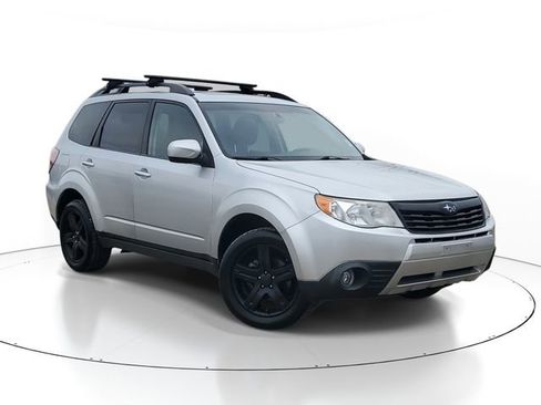 Used 2009 Subaru Forester 2.5X Limited image 1