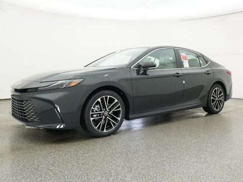New 2026 Toyota Camry XLE image 17