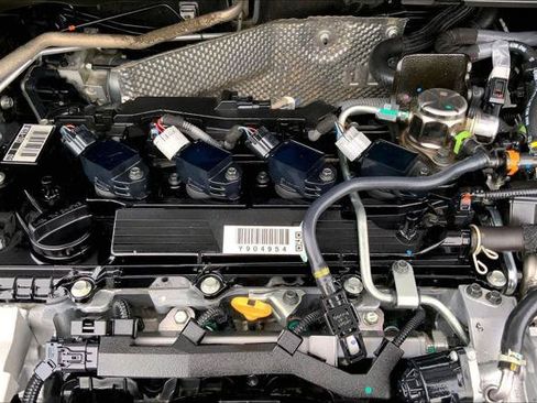 Certified 2026 Toyota Corolla Cross LE FWD image 32