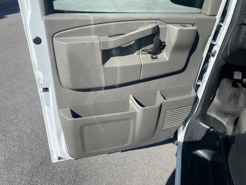 Used 2020 Chevrolet Express 2500 w/ Safety Package RWD image 8