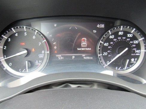 Used 2021 Toyota Highlander XLE AWD/4WD image 15