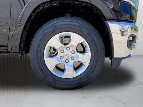 New 2026 RAM 1500 Big Horn AWD/4WD image 32