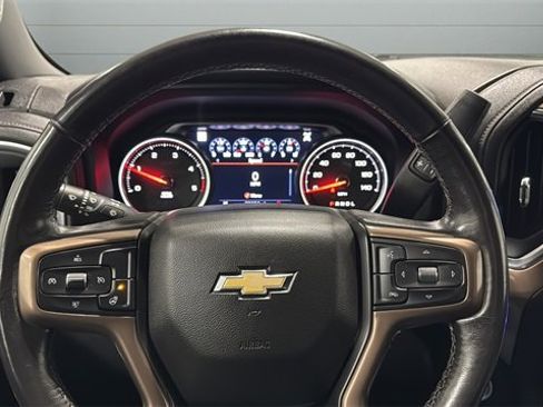 Used 2022 Chevrolet Silverado 3500 High Country image 19
