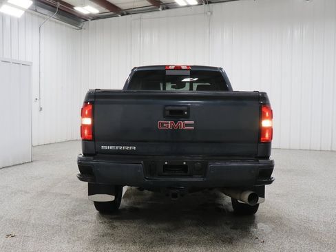 Used 2019 GMC Sierra 2500 Denali image 5