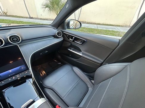 Used 2025 Mercedes-Benz C 300 Sedan image 11