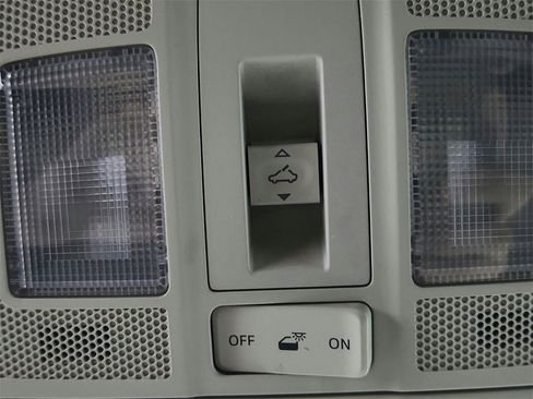 Used 2023 MAZDA CX-9 Touring image 37