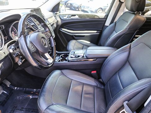 Used 2018 Mercedes-Benz GLS 550 4MATIC image 17