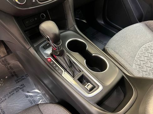 Used 2022 Chevrolet Equinox LT AWD/4WD image 25