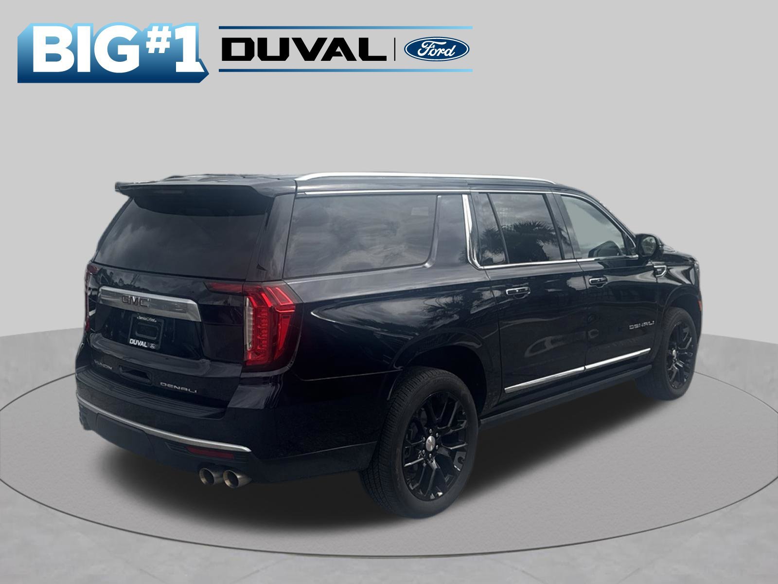 Used 2022 GMC Yukon XL Denali w/ Denali Premium Package AWD/4WD image 2