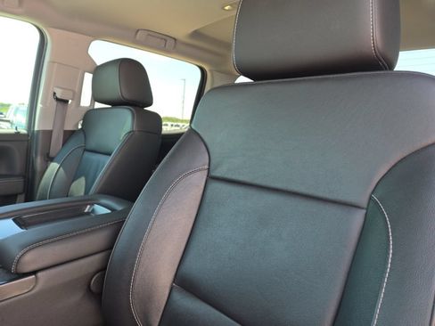 Used 2018 Chevrolet Silverado 1500 LT w/ All Star Edition AWD/4WD image 10