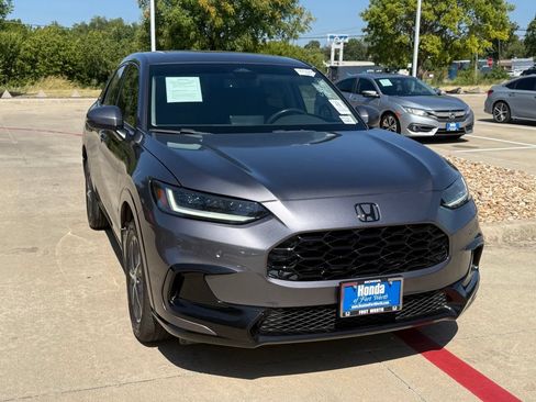 Used 2023 Honda HR-V EX-L image 8