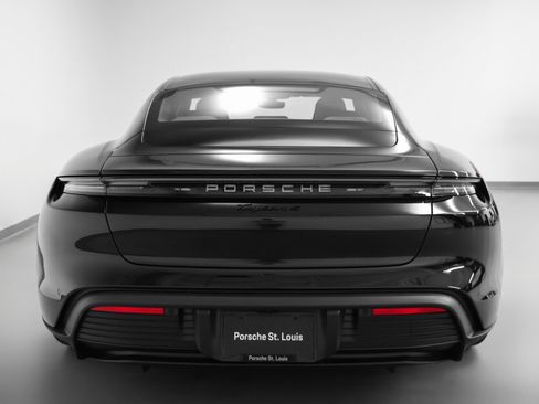 New 2026 Porsche Taycan image 11