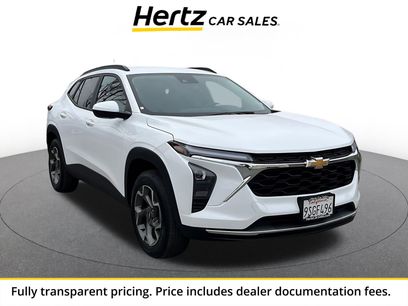 Used 2025 Chevrolet Trax LT w/ LT Convenience Package
