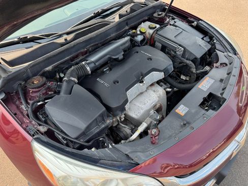Used 2015 Chevrolet Malibu LT FWD image 25